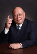 江  平